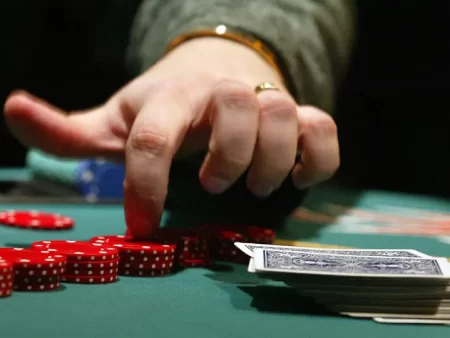 Cách Chọn Bàn Chơi Poker Cho Người Mới: Bí Quyết Tăng Cơ Hội Chiến Thắng